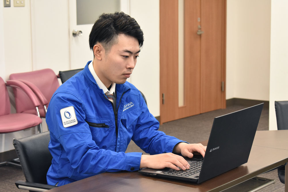 先輩へのインタビュー